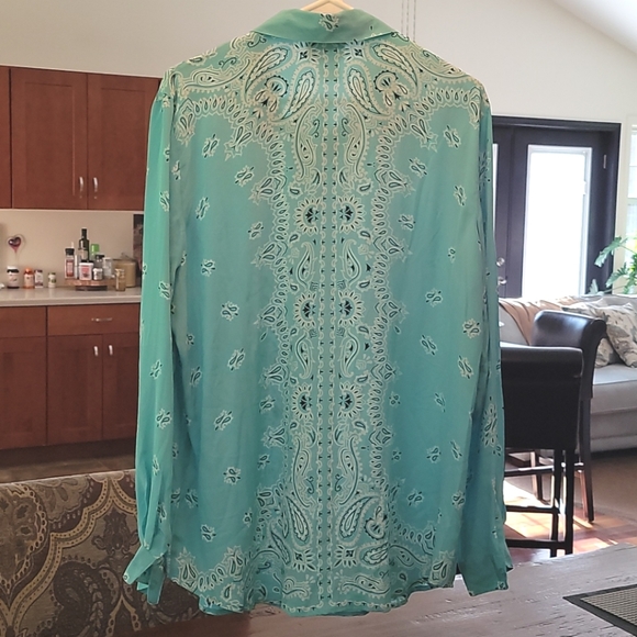 Coldwater Creek, silk, paisley/bandana style print - Picture 3 of 3